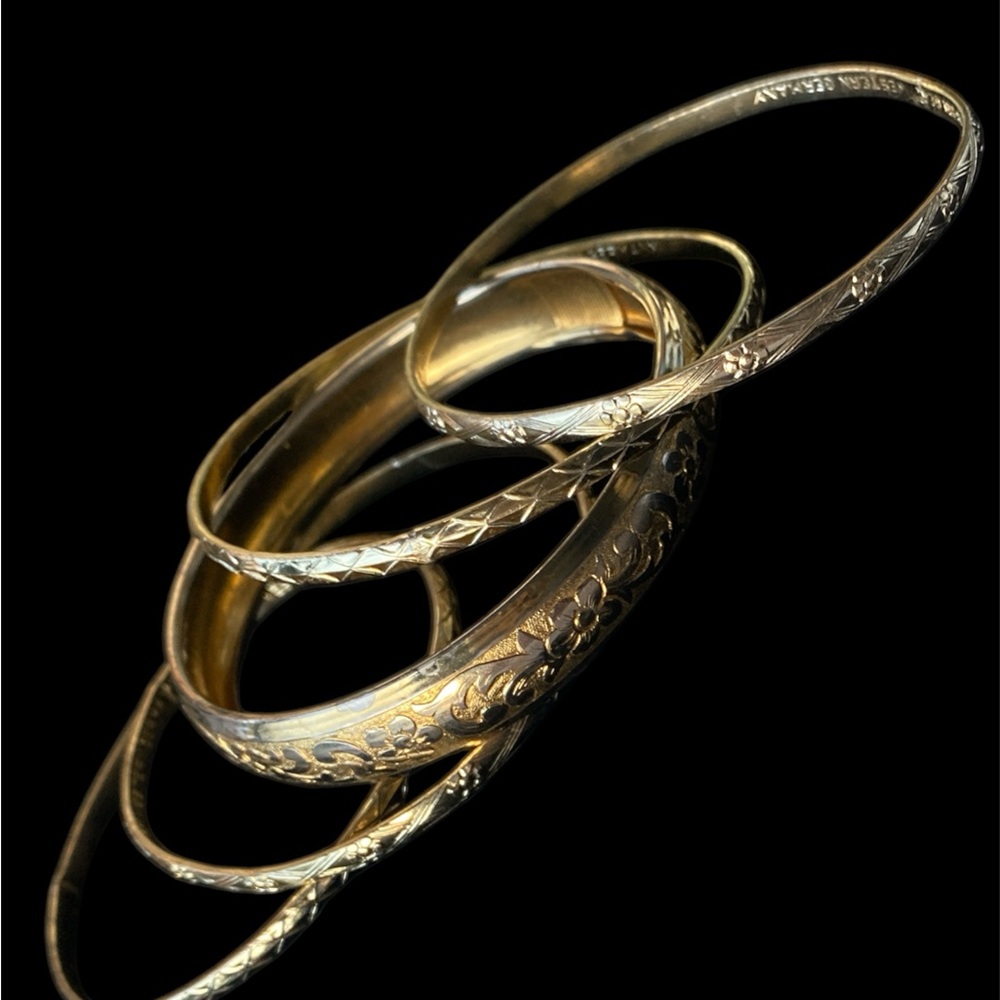 Luxurious Gold Bracelet Set with Intricate Patterns